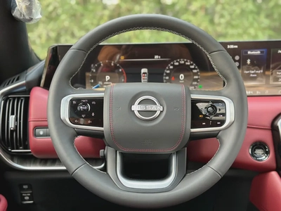 NISSAN 3.5TT V6 PLATINUM FULL OPTION - GCC-8