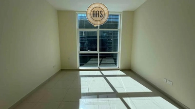 luxury 1bhk in sheikh zayad road in prime location rent 97k-9