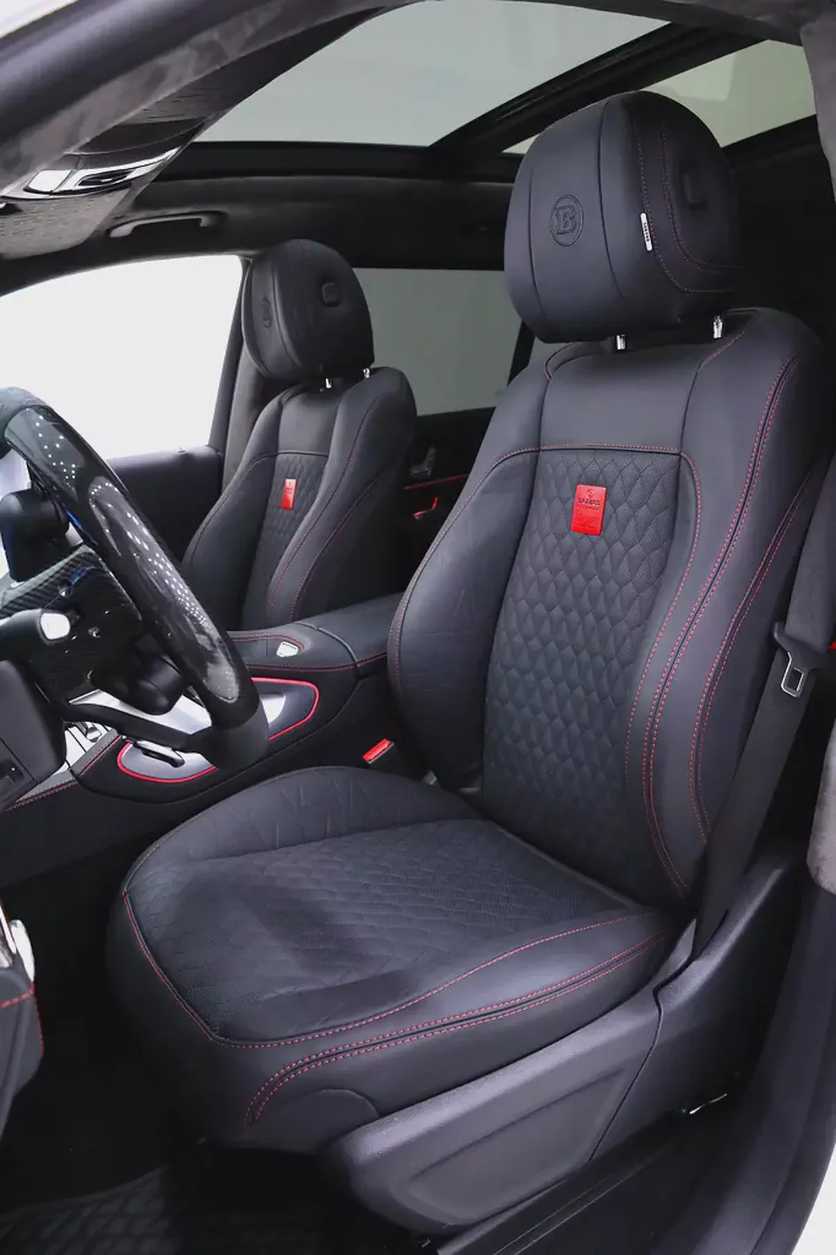 GLS 63 WITH FULL BRABUS 900 CARBON BODYKIT + PILOT SEATS + PREMIUM BRABUS INTERIOR + CARBON-5-5