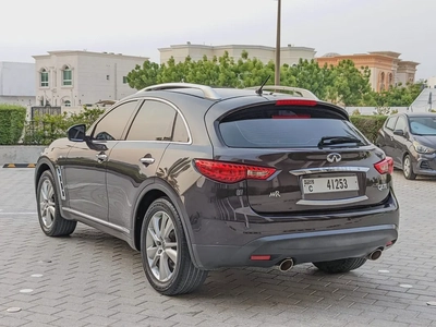 2017 Infiniti QX70 Gcc FullOption (Single Owner with Service History)-12