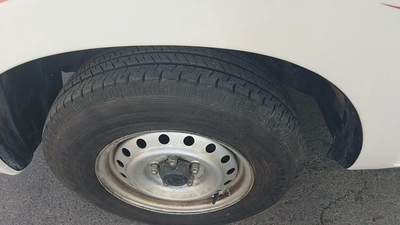 Toyota Hilux 2015 Double Cab GL GCC Specs-15