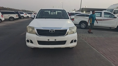 Toyota Hilux 2015 Double Cab GL GCC Specs-5