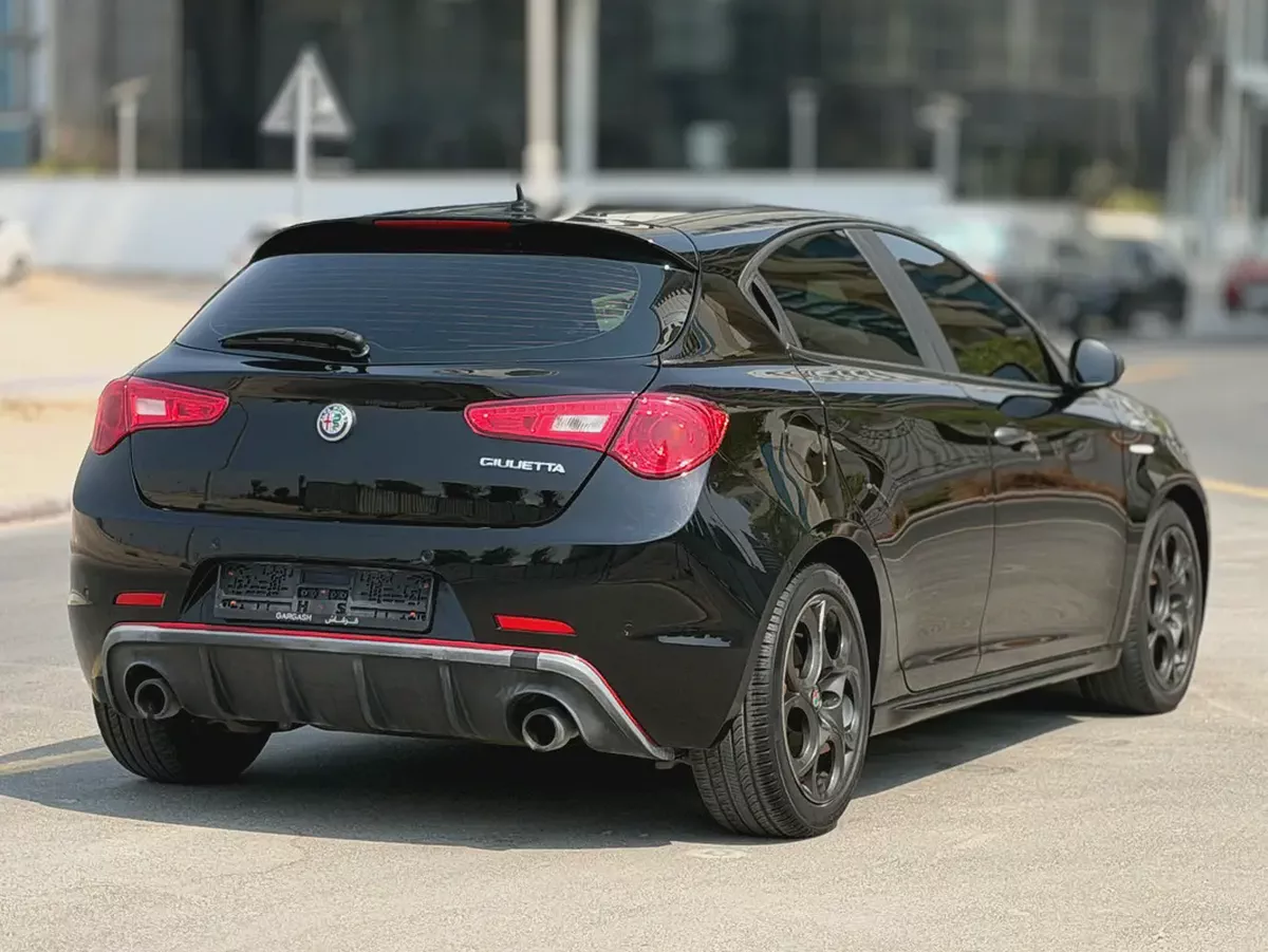 Pristine Condition | 2019 Alfa Romeo Giulietta Veloce | GCC Specs-16-16