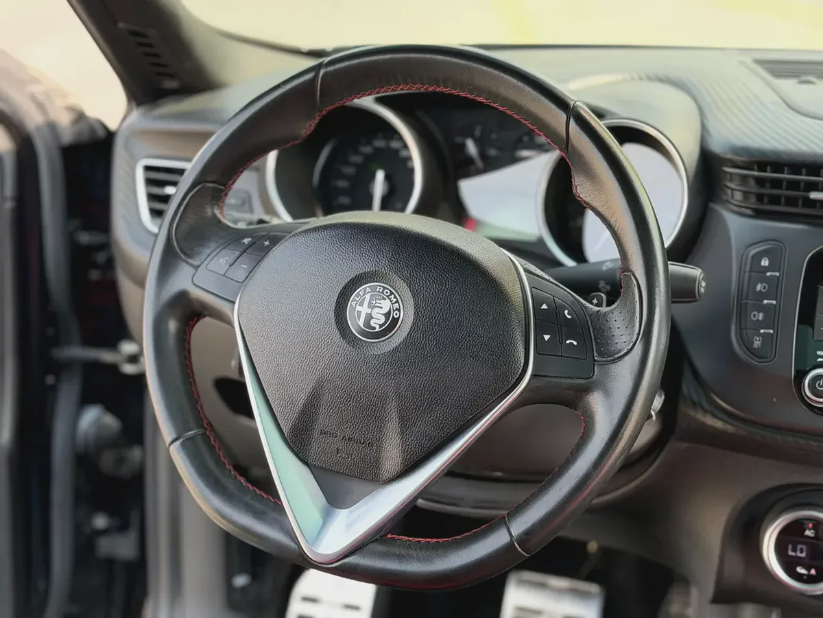 Pristine Condition | 2019 Alfa Romeo Giulietta Veloce | GCC Specs-5-5