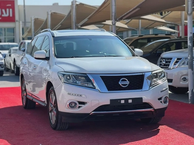 2015 | Nissan Pathfinder | V6 | SV  I Full Option | Cruise Control, Panorama, Camera | GCC | Ref#920-0