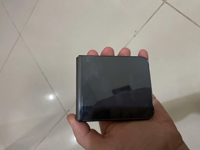 Galaxy z flip5-1