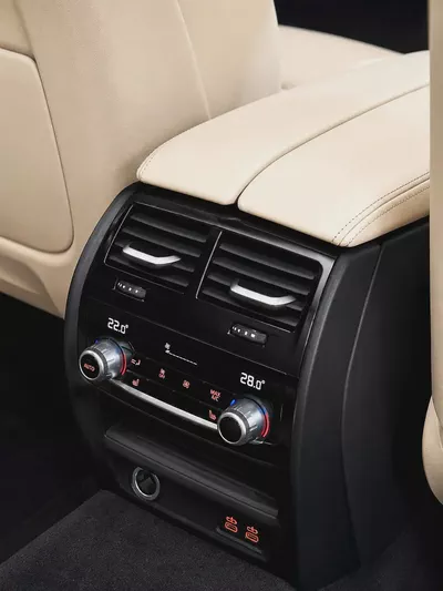 2023 BMW M550i xDrive | Korean Specs | Pristine Condition-12