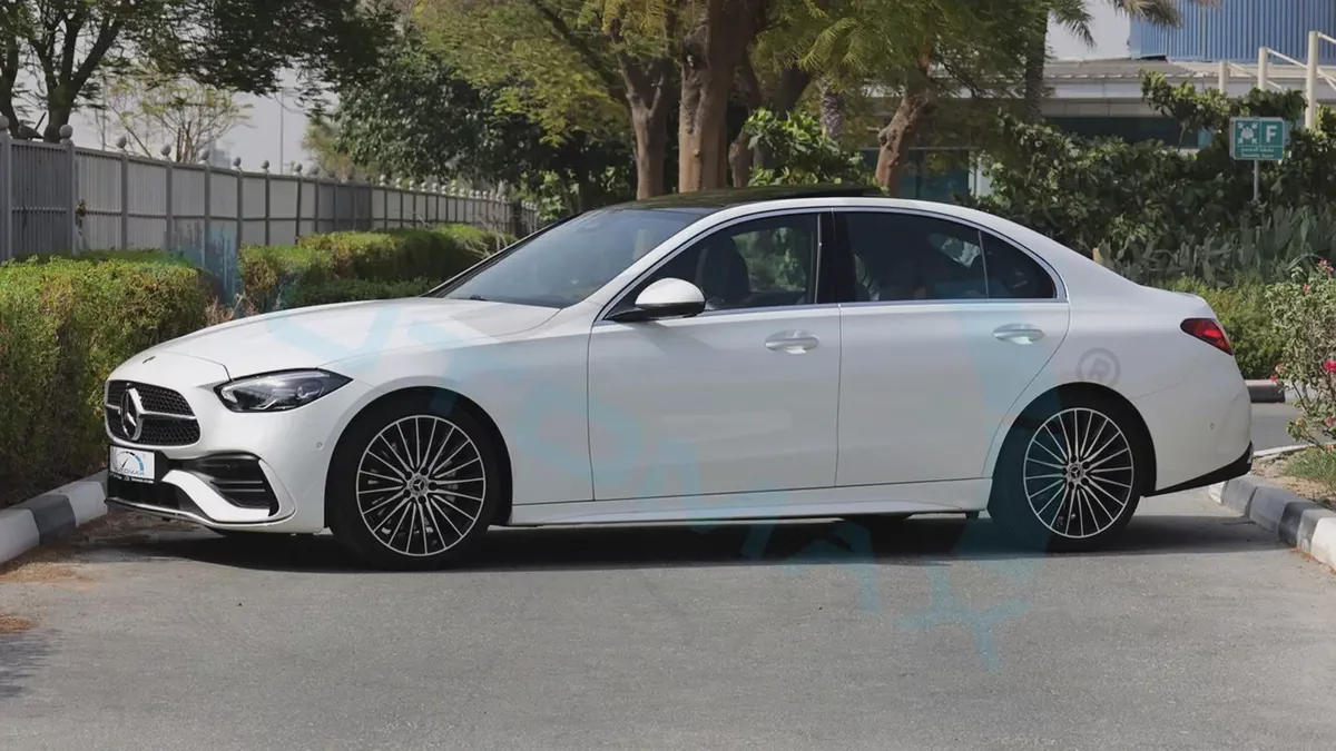 2026 Mercedes-Benz C200 AMG Premium EQ Boost 1.5T RWD GCC With 2 Years Unlimited Mileage Warranty-2-2