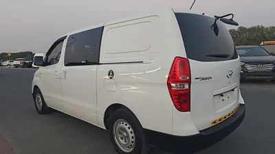 2018 Hyundai H1 GL Panel Van - Korean Specs - Excellent Condition-7