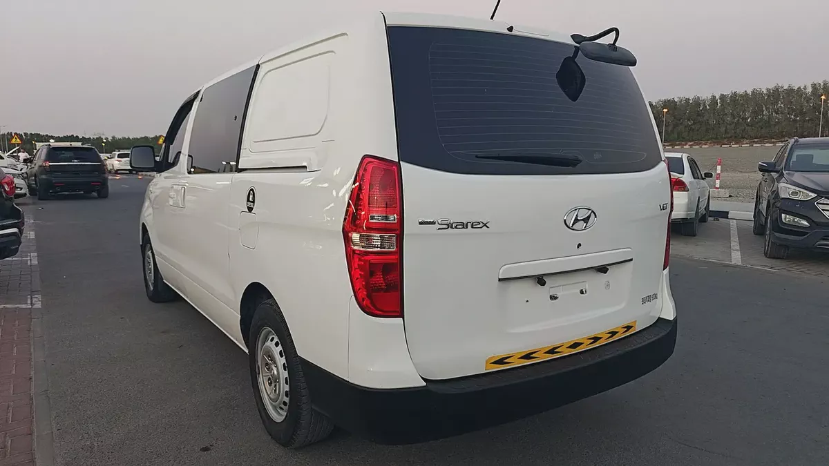 2018 Hyundai H1 GL Panel Van - Korean Specs - Excellent Condition-6-6
