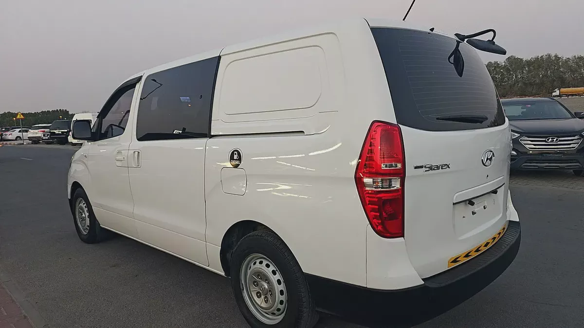 2018 Hyundai H1 GL Panel Van - Korean Specs - Excellent Condition-7-7