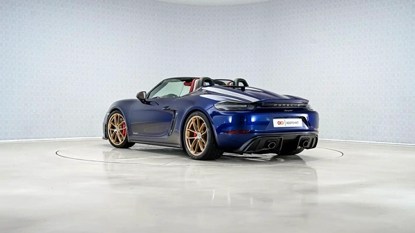Porsche 718 Spyder RS