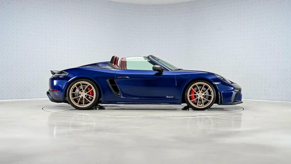 Porsche 718 Spyder RS
