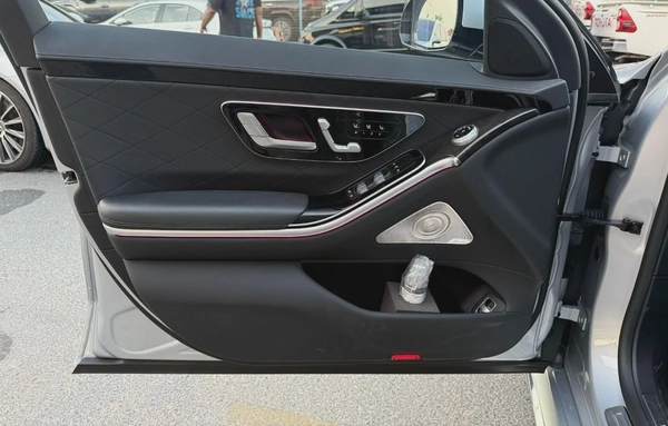 Mercedes Benz S 580
