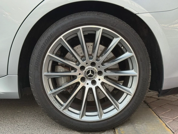 Mercedes Benz S 580