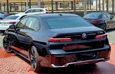 BMW 740i M SPORT INDIVIDUAL M Sport Warranty & Service 2026 GCC-4