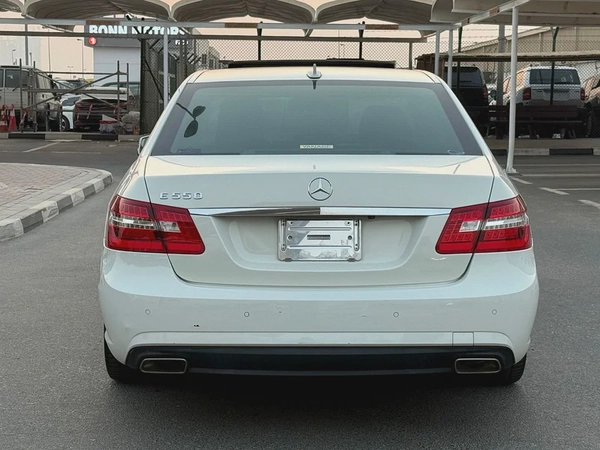 MERCEDES E 550 AMG - 2009 - 88,000 kms - FULL OPTION - JAPANESE SPEC