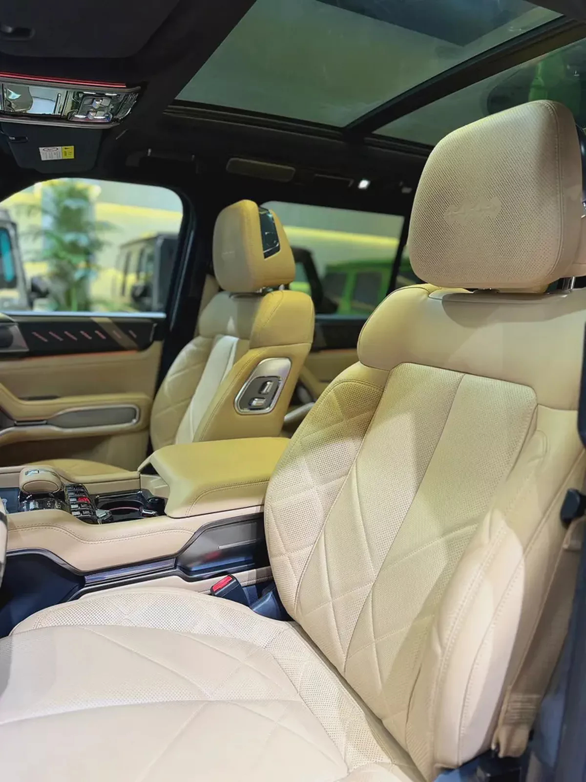 Brand New BYD Leopard 8 Flagship 2024 - Chinese Specs - Luxury Off-Road SUV-11-11