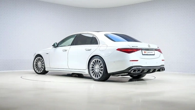 UAEs Very Best Example | 2 Years Free Servicing | AED 10,330 Per Month-4