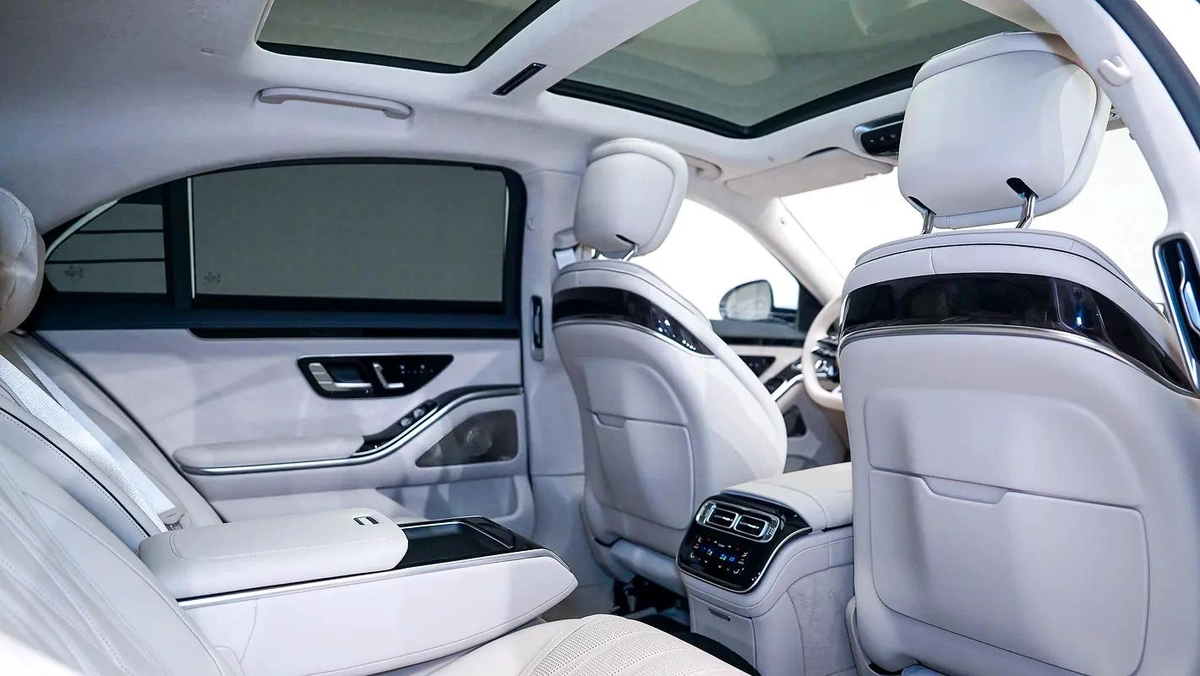 UAEs Very Best Example | 2 Years Free Servicing | AED 10,330 Per Month-5-5
