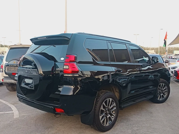 Toyota Prado GXR 2022, GCC Specs service alfuttaim