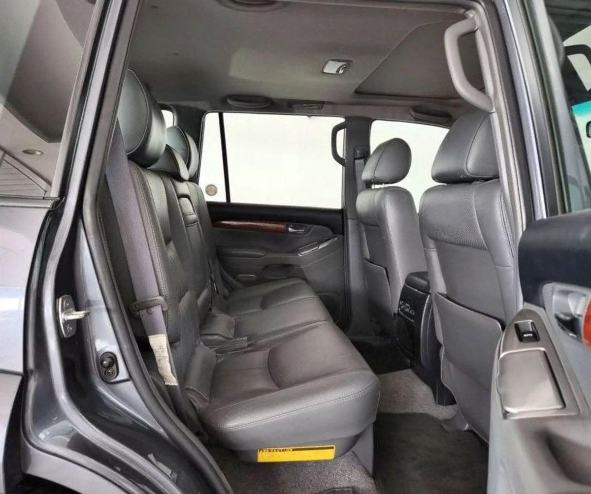 Toyota Prado VX TOP LTH VX LIMITED V6 4.0L-6CYL - FULL OPTION - ORIGINAL CONDITION - COMPLETE AGENCY MAINTAINED A-8-0