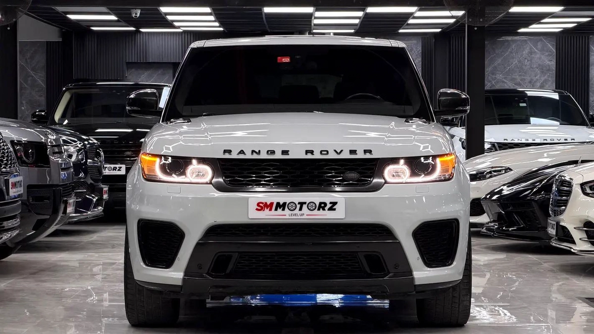 Land Rover Range Rover Sport HST 2016 GCC Specs Warranty and Finance Available-1-1