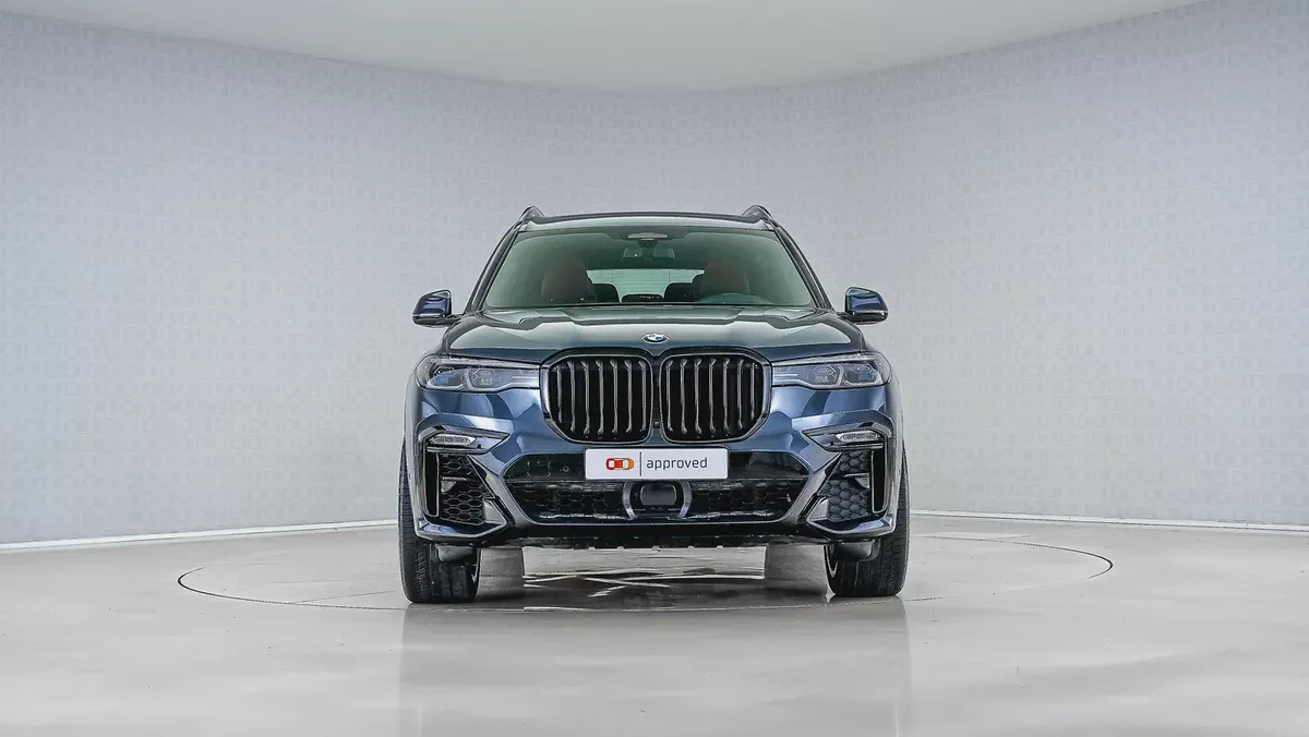 UAEs Very Best Example | AED 3,870 PM |  X7 M50i Low KM-8-8
