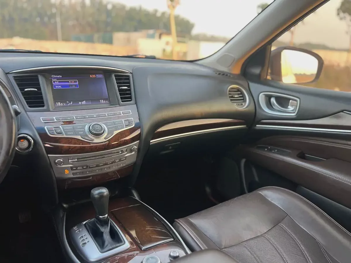 Infiniti QX60 2015 Comfort GCC Specs-5-5