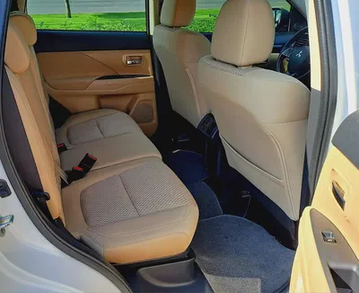 865-Monthly l GCC l 4wd, Cruise, Camera l Accident Free-12
