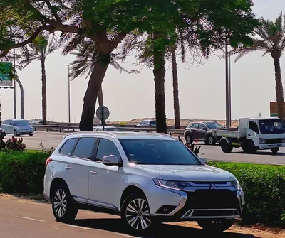 865-Monthly l GCC l 4wd, Cruise, Camera l Accident Free-1
