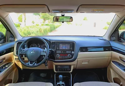 865-Monthly l GCC l 4wd, Cruise, Camera l Accident Free-8