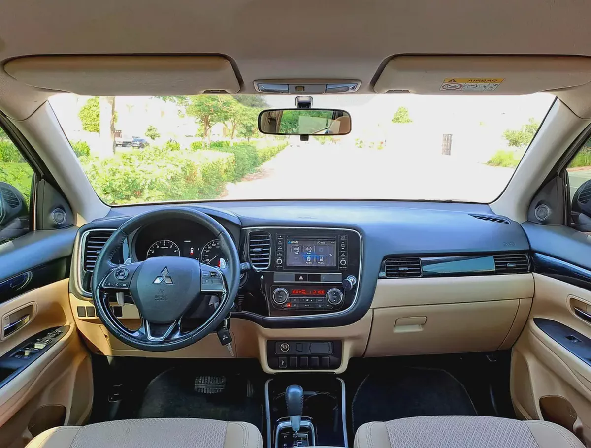 865-Monthly l GCC l 4wd, Cruise, Camera l Accident Free-6-6