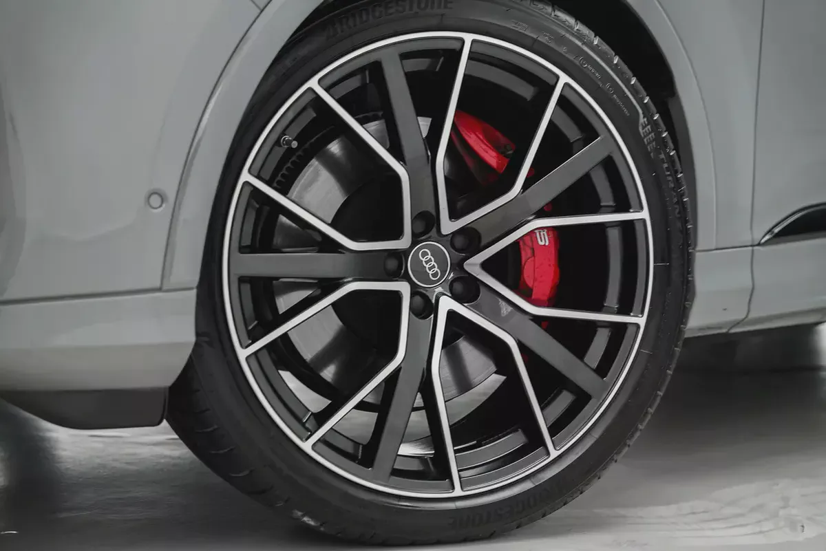 2025 Audi SQ7 4.0 TFSI quattro · Warranty · Service Contract-19-19