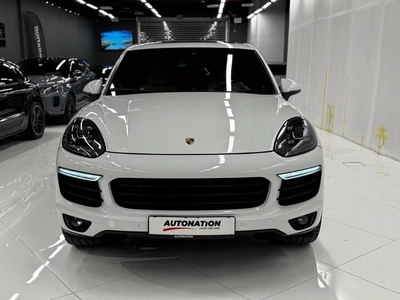 Porsche Cayenne S 2015-4