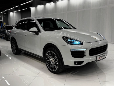 Porsche Cayenne S 2015-0