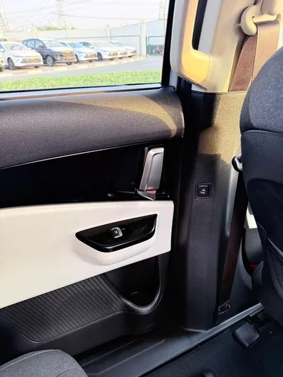 Kia Carnival EX-18