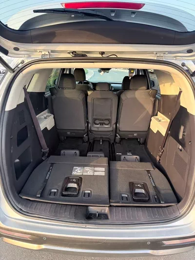 Kia Carnival EX-22