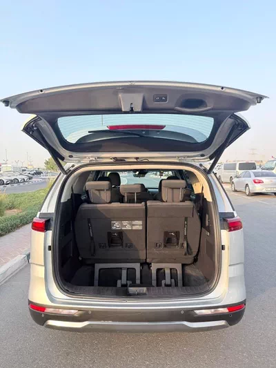 Kia Carnival EX-24