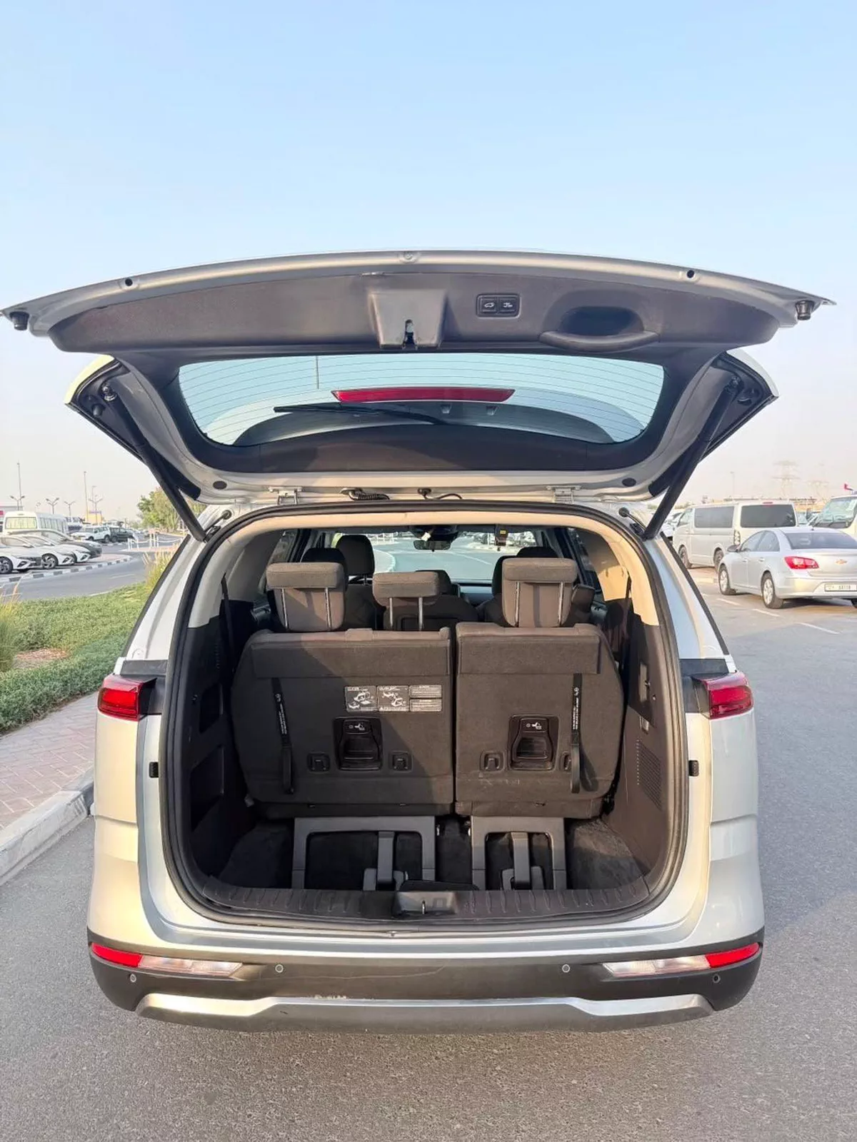 Kia Carnival EX-24-0