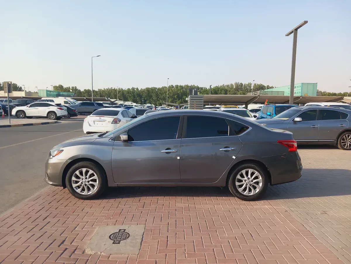Nissan sentra 2018 Model Perfect Condition Mid Options Smoothly Drive-8-8