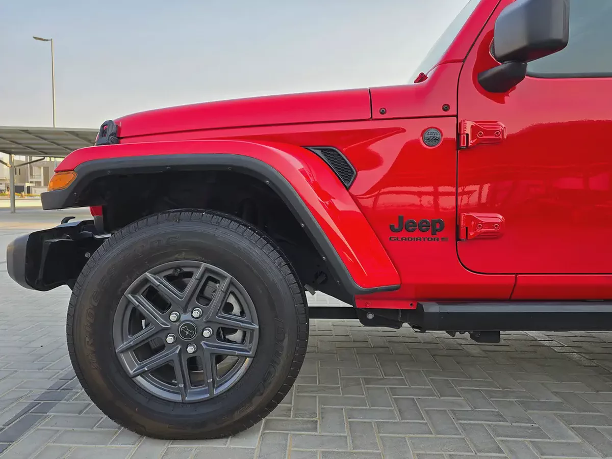 Jeep Gladiator Sport 2025 American Specs-17-17