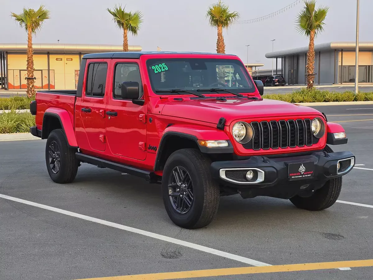 Jeep Gladiator Sport 2025 American Specs