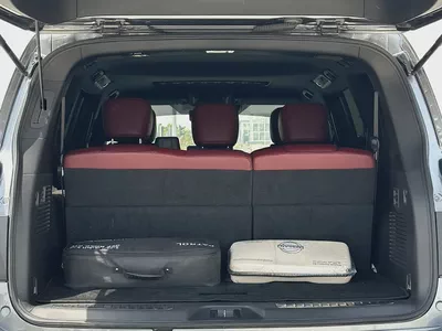 Nissan Patrol Platinum 2023 | V8 400hp | GCC | VIP Custom Interior | Starlight Ceiling-17