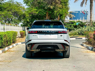 Very clean Land Rover Velar R-Dynamic-10