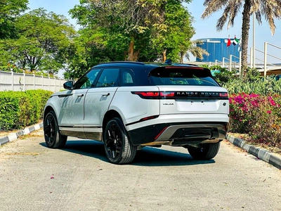 Very clean Land Rover Velar R-Dynamic-11