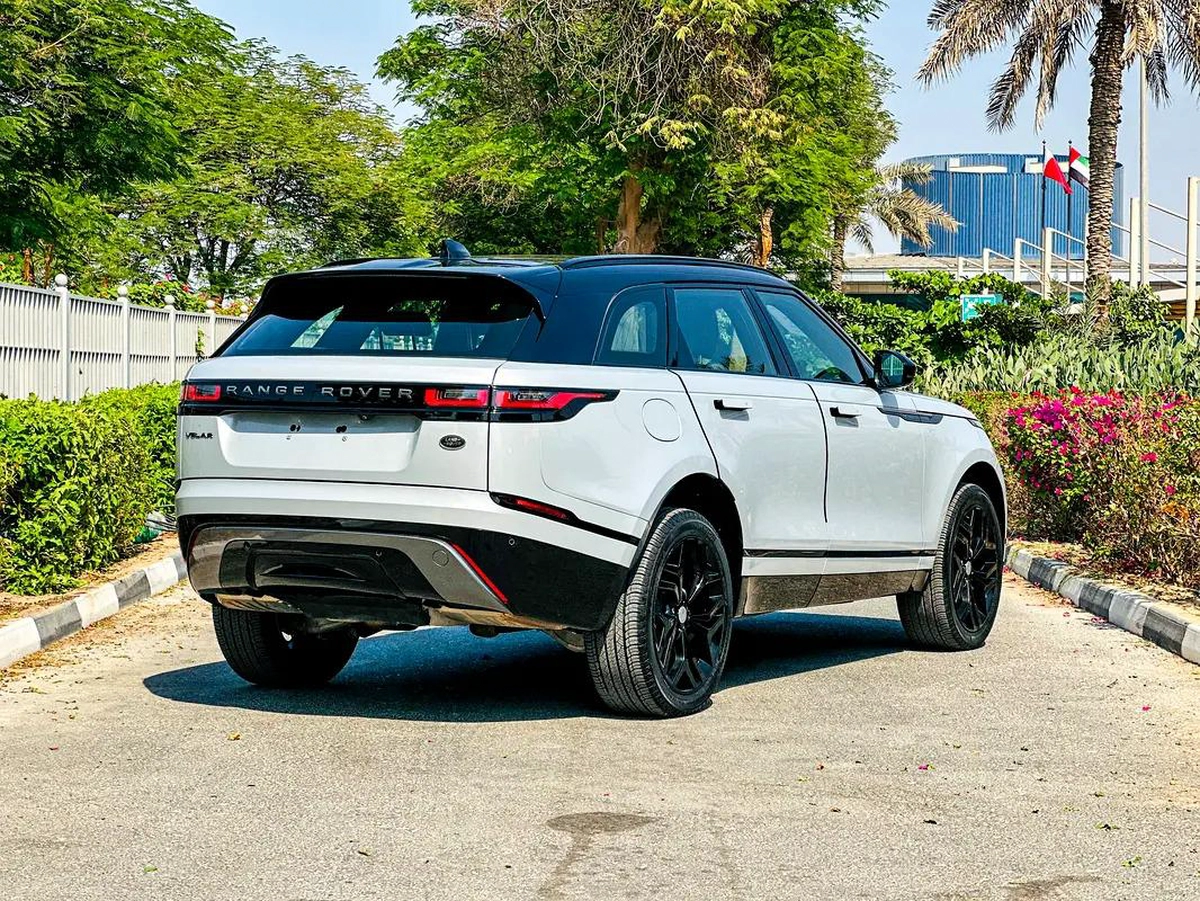 Very clean Land Rover Velar R-Dynamic-12-12