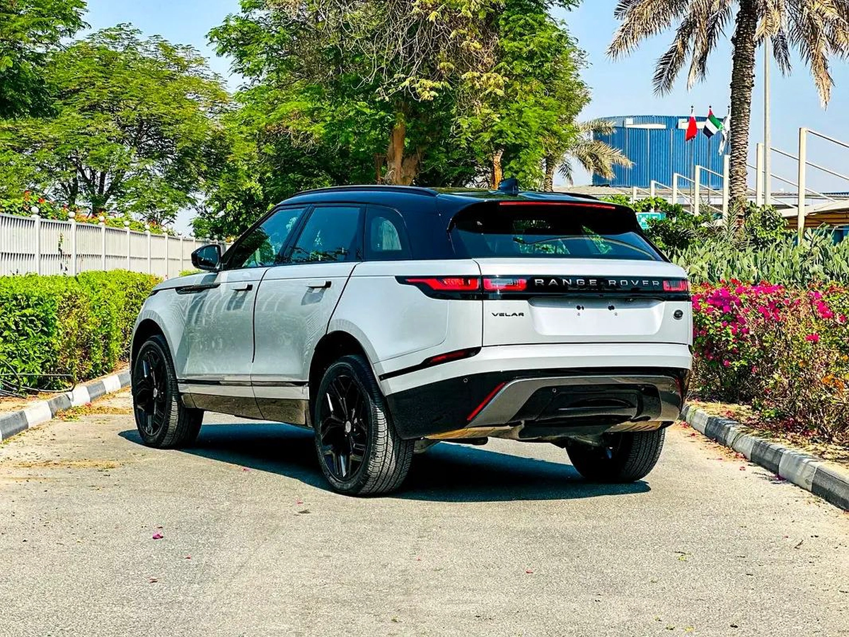Very clean Land Rover Velar R-Dynamic-11-11
