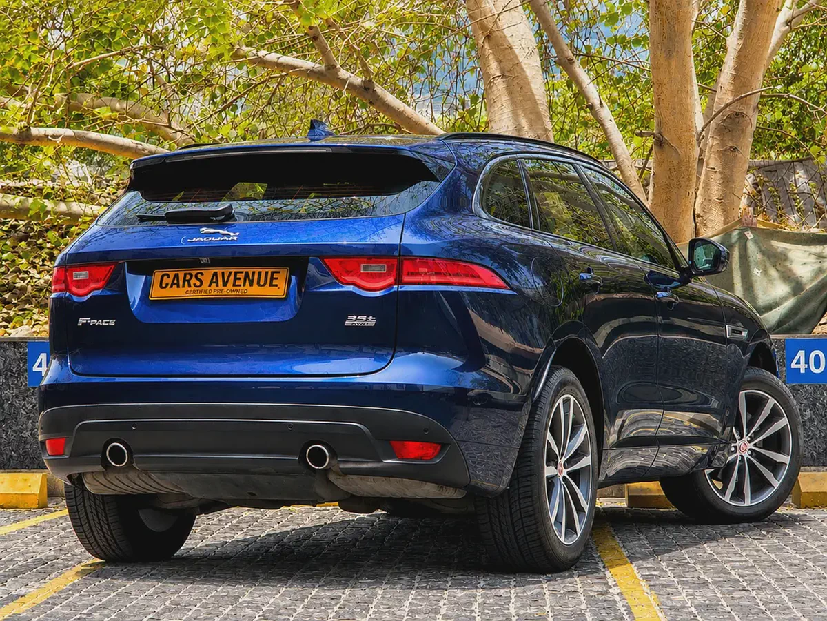Jaguar F-Pace 2017 35T R-Sport | GCC Specs | Full Jaguar Service History-2-2