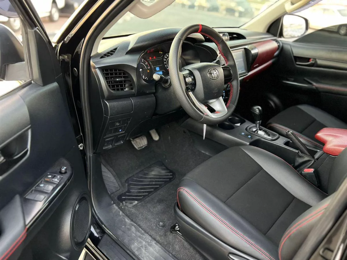 Toyota Hilux SGLX 2021 Toyota Hilux Black Edition - Trunk Cover - 2.7L V4 - GCC - AWD 4x4 - Rear Camera - Le-9-0